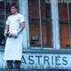Illustration for article titled New Hunger Games pics want to make it clear, Peeta is a SUPER SEXY baker